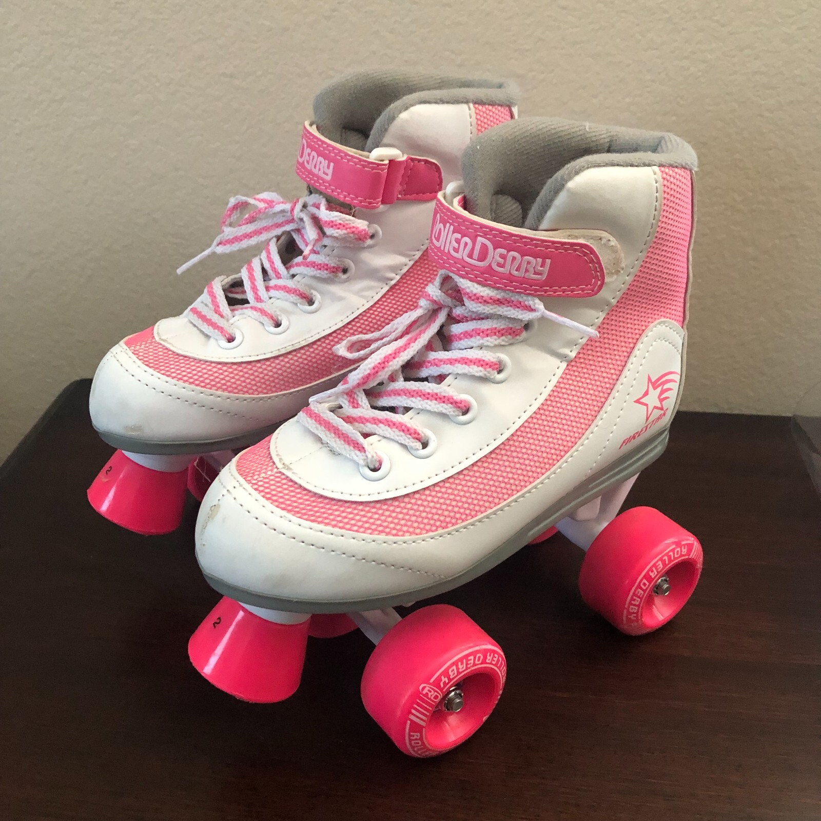 Roller Derby Firestar Youth Girls Roller Skates Size 2 Pink eBay