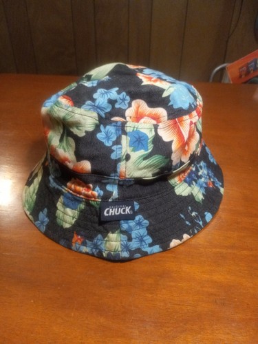 Original Chuck Packable Floral Bucket 