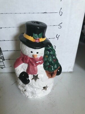 Snowman holding a tree - Tea Candle Holder