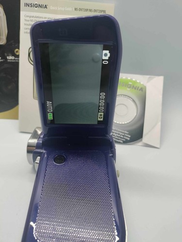 Insignia NS-DV720P Dark Blue Video/ Photo Very Good Condition with accessories - Picture 9 of 15