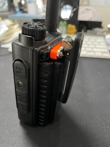 Yaesu FT-70D-Drukowana 3D obudowa baterii 18650 z ładowaniem typu C - Zdjęcie 6 z 11