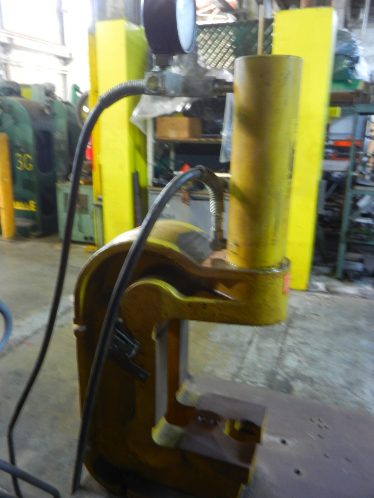 Enerpac A330 30 Ton C Frame Arbor Press & Cylinder eBay