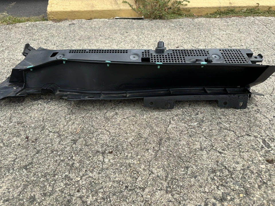 Mazda 2 2015 limpiaparabrisas delantero moldura derecha DA6C507T3 OEM Foto 4 de 4