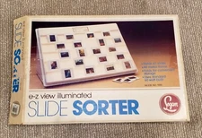 Logan 1055 E-Z View Illuminated Slide Sorter Viewer Holds 40 Slides