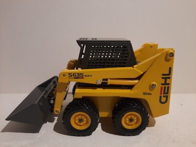JOAL 40011JO , Gehl 5635 Mini-Pelle , in OVP  , 1:25