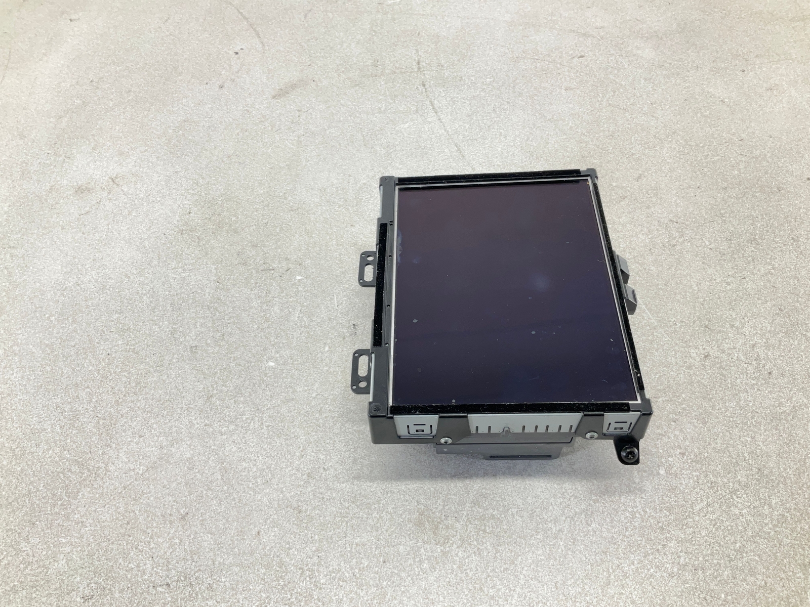 17-20 MASERATI Levante Info Information Navigation Display Screen 670102581 C