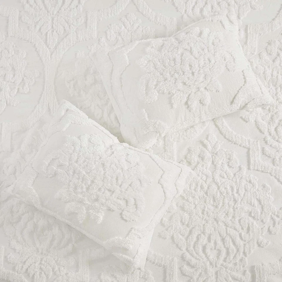 NEW Anthropologie White Queen Chenille Damask Quilt Bedspread Blanket & Sham Set - Image 2 of 4