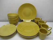 Vtg Home Trends Stoneware Mustard/Yellow 16pcs Dinner Plates-Salad-Bowls-Mugs