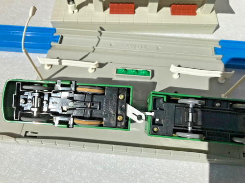 Tomy Plarail Enoden Umi No Mieru Tabi Train Set from 1999 - Picture 6 of 13