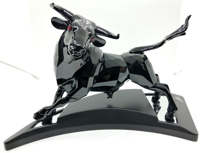 Swarovski Crystal Figurine Limited Edition 2005 The BLACK BULL