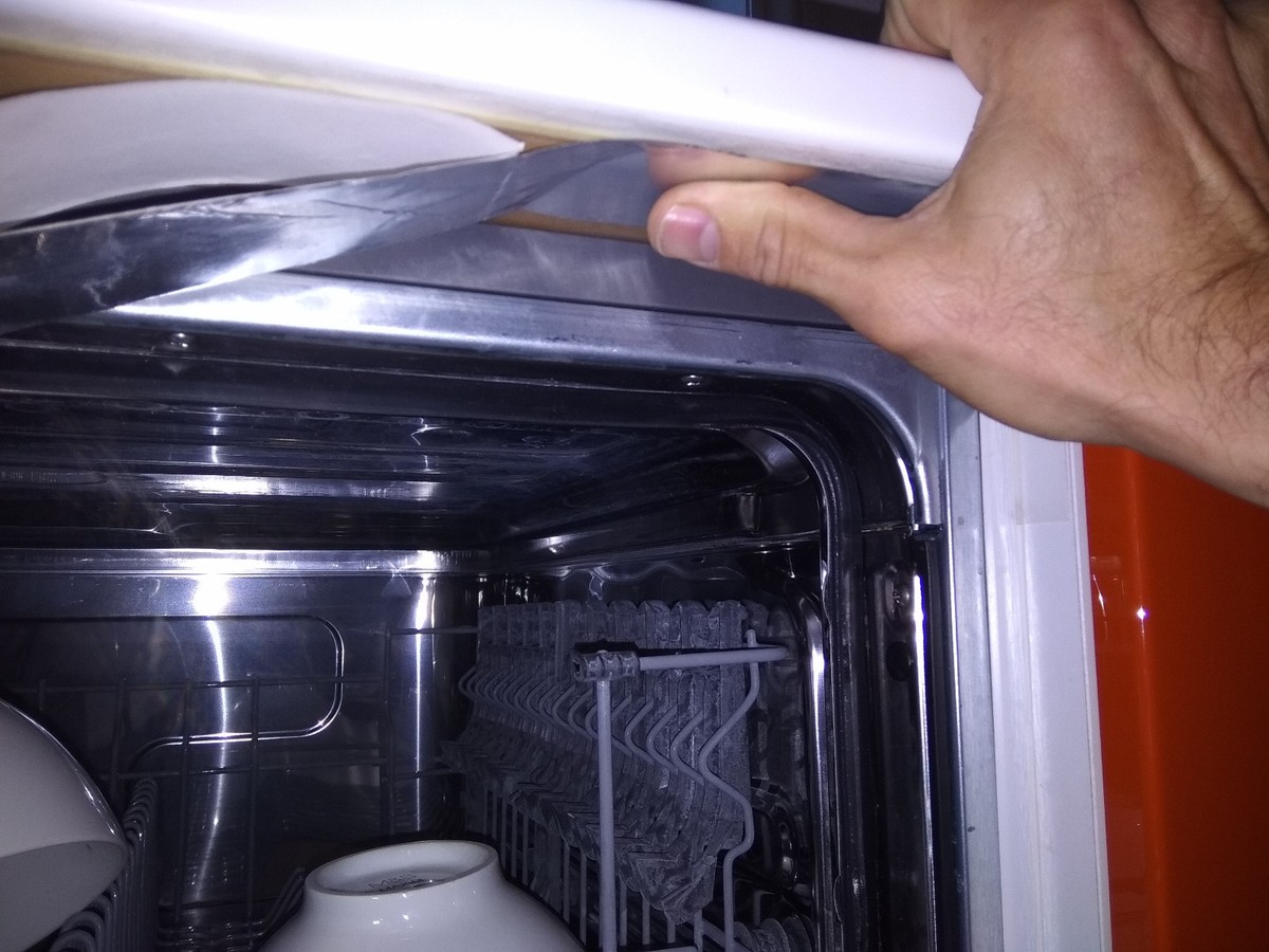 Ultratape Aluminium Foil Tape 50mm X 45.7m | Rapid Electronics - View #10