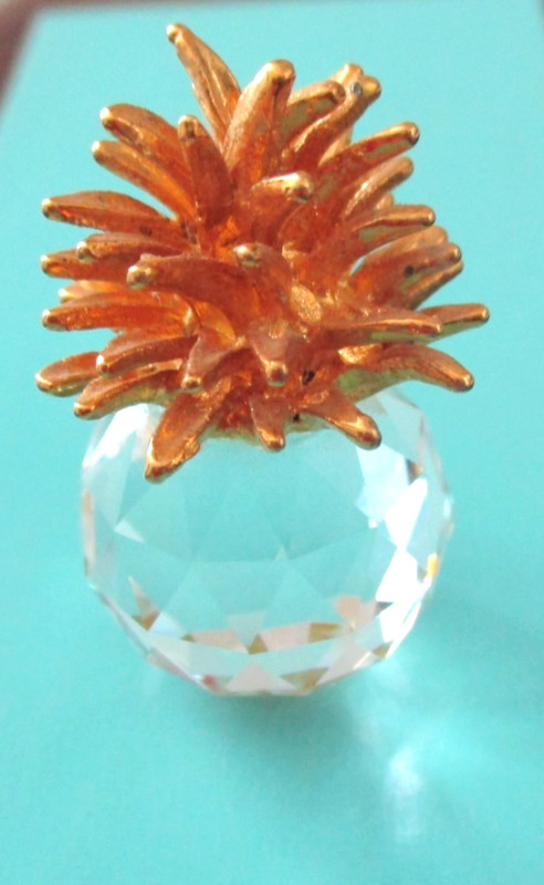 Round Faceted Crystal Figurine with Gold Crown 1-3/4"
