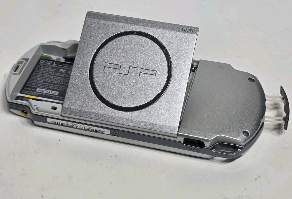 Sony PlayStation Portable PSP-3001 Silver Game Console Only No