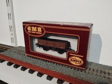 Airfix GMR (OO) 54365-1 5 Plank Wagon Fitted, BR Brown Livery.