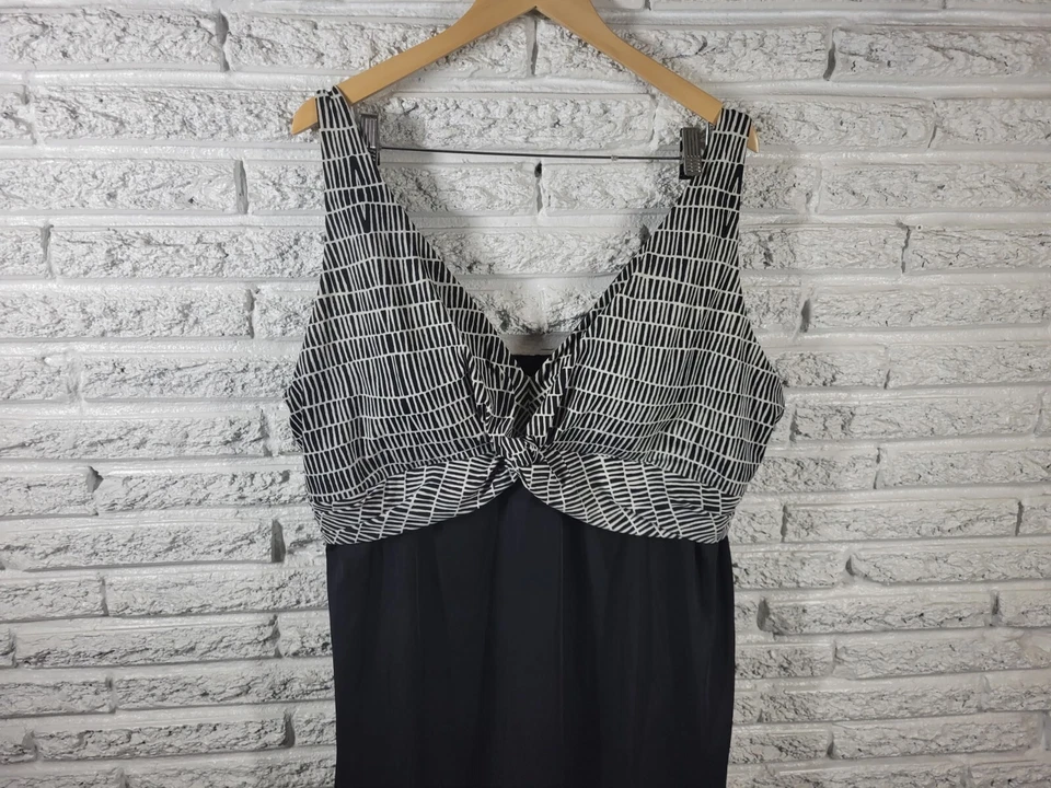 Traje de baño Catherines para mujer 28W con falda ajustable correa ancha sujetador geométrico negro Foto 3 de 4