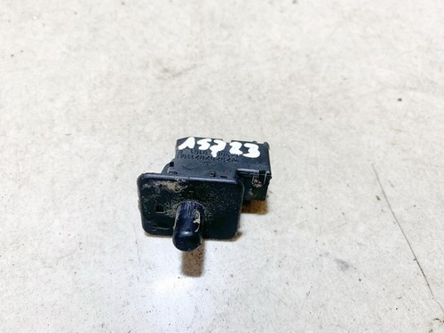 Mercedes-Benz E-CLASS 1996 door contacts right 2028202110, 3001010 #914931-76