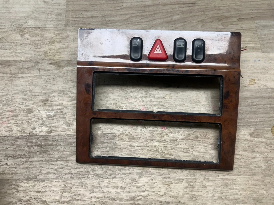 MERCEDES BENZ E320 E55 W210 OEM 96-02 INTERRUPTOR DE CLIMA DELANTERO AC PANEL DE MOLDURA DE MADERA Foto 3 de 4