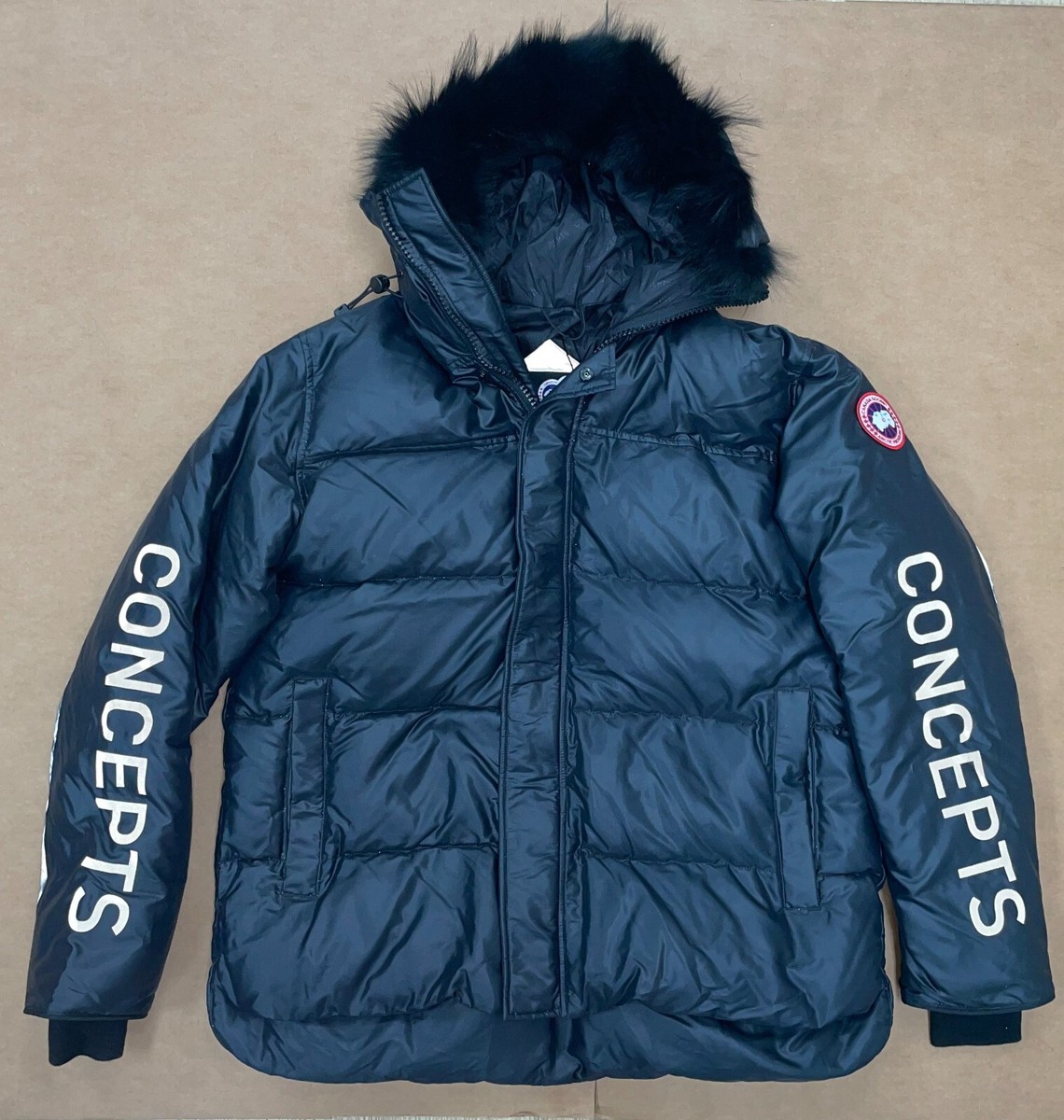 CONCEPTS CNCPTS X CANADA GOOSE MACMILLAN JACKET BLACK REAL FUR SZ  