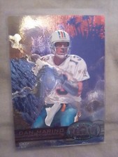 1997 skybox metal universe football Fan Marino Card # 140.