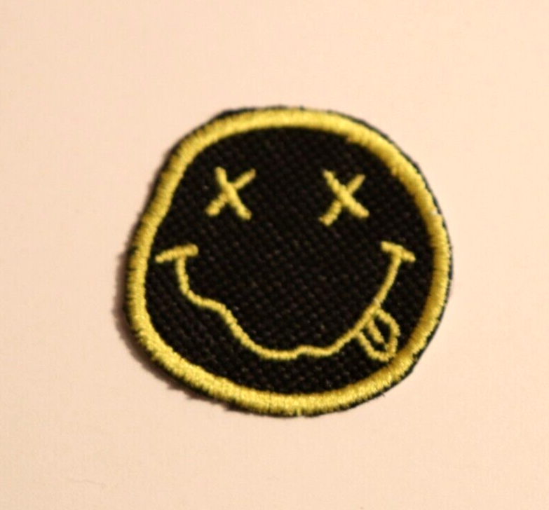 Nirvana Patch Logo et Smiley Nouveau Officiel Noir Woven Iron On 105 X