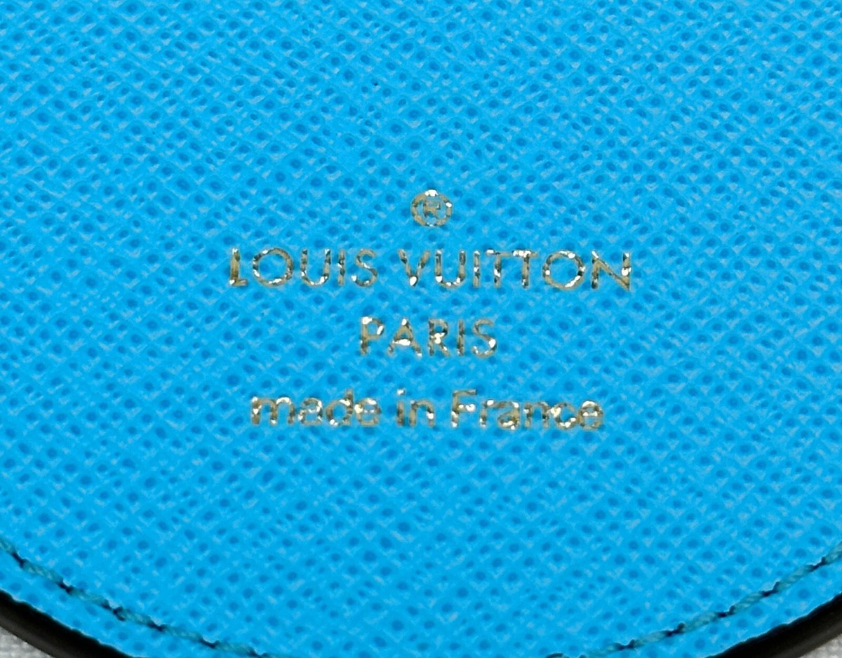NEW LOUIS VUITTON Key Holder Bag Charm Illustre Xmas 22 Tokyo