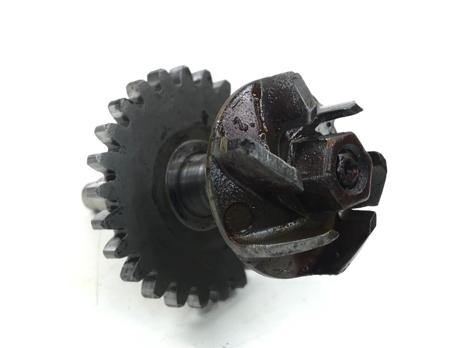 03 Honda CR85 CR 80 85 OEM Engine Motor Water Pump Impeller Shaft Gear