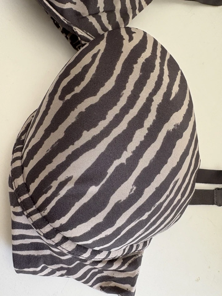 Sujetador Victoria's Secret The Nakeds para mujer 36 C Demi con aros forrado estampado de cebra Foto 4 de 4