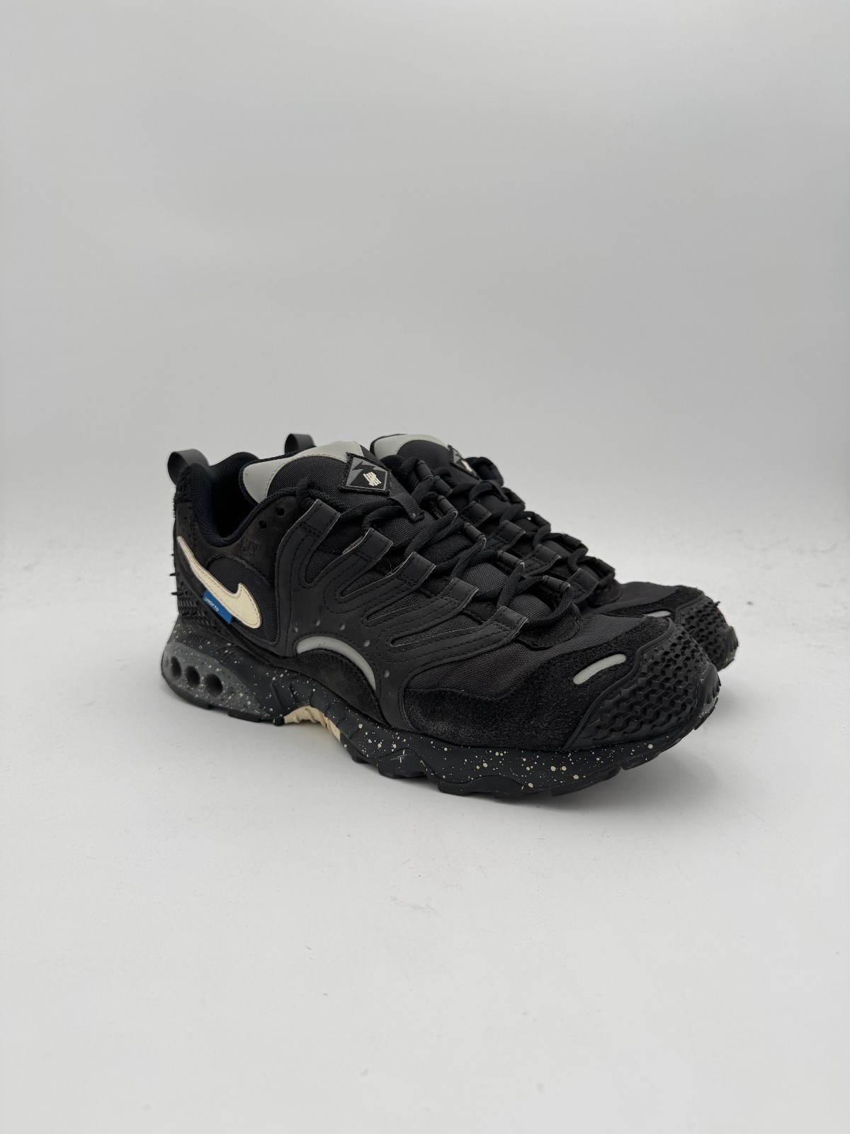 Size 11 - Undefeated x Nike Air Terra Humara Black