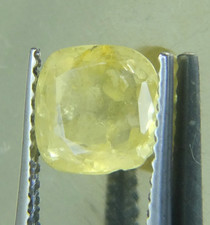 Ceylon Natural Unheated Yellow sapphire 1.56 cts cushion Precious gemstone