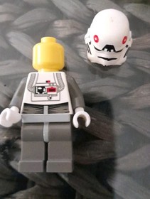 LEGO AT-AT Driver 2004 Red Imperial Logo 4483 - Mini FIGURE 