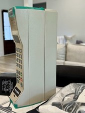 Vintage NIB SUPER THICK Motorola DynaTAC Pulsar Super Thick Brick Cellphone