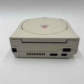 Sega Dreamcast HKT-3020 Console Bundle 2 Controllers HDMI Cable 6 Games Case VMU