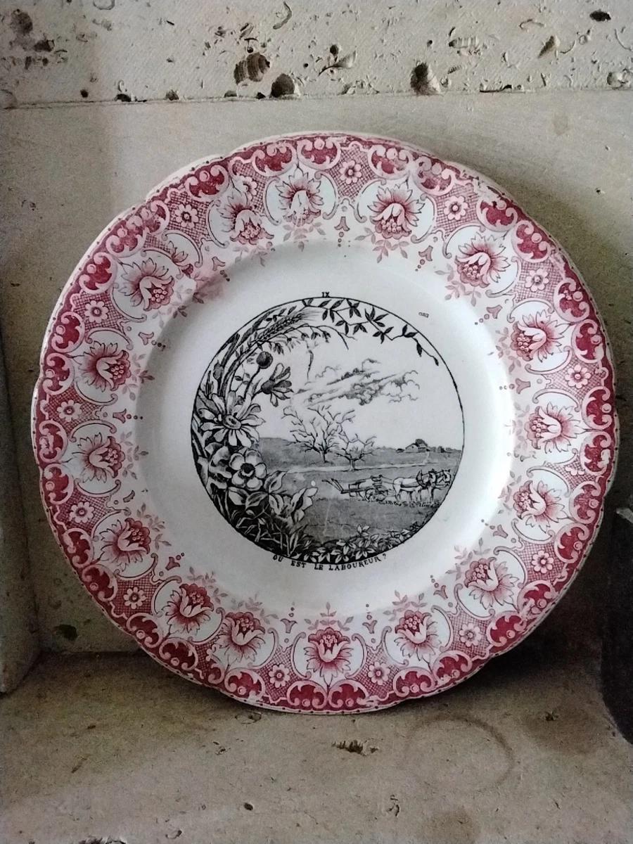 Ancien plat rond en faïence de St Amand et Hamage Nord modèle Régence