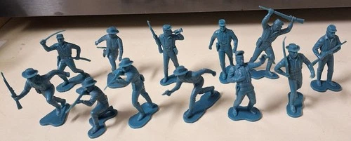 54mm Marx Original Foot Cavalry Figures 1960s Turquoise Blue.