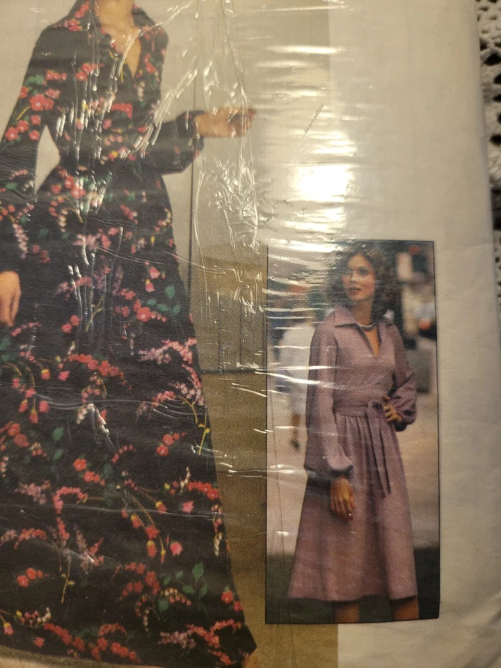 VINTAGE 70'S SIMPLICITY PATTERN DRESS SIZE 12 - Image 3 of 4