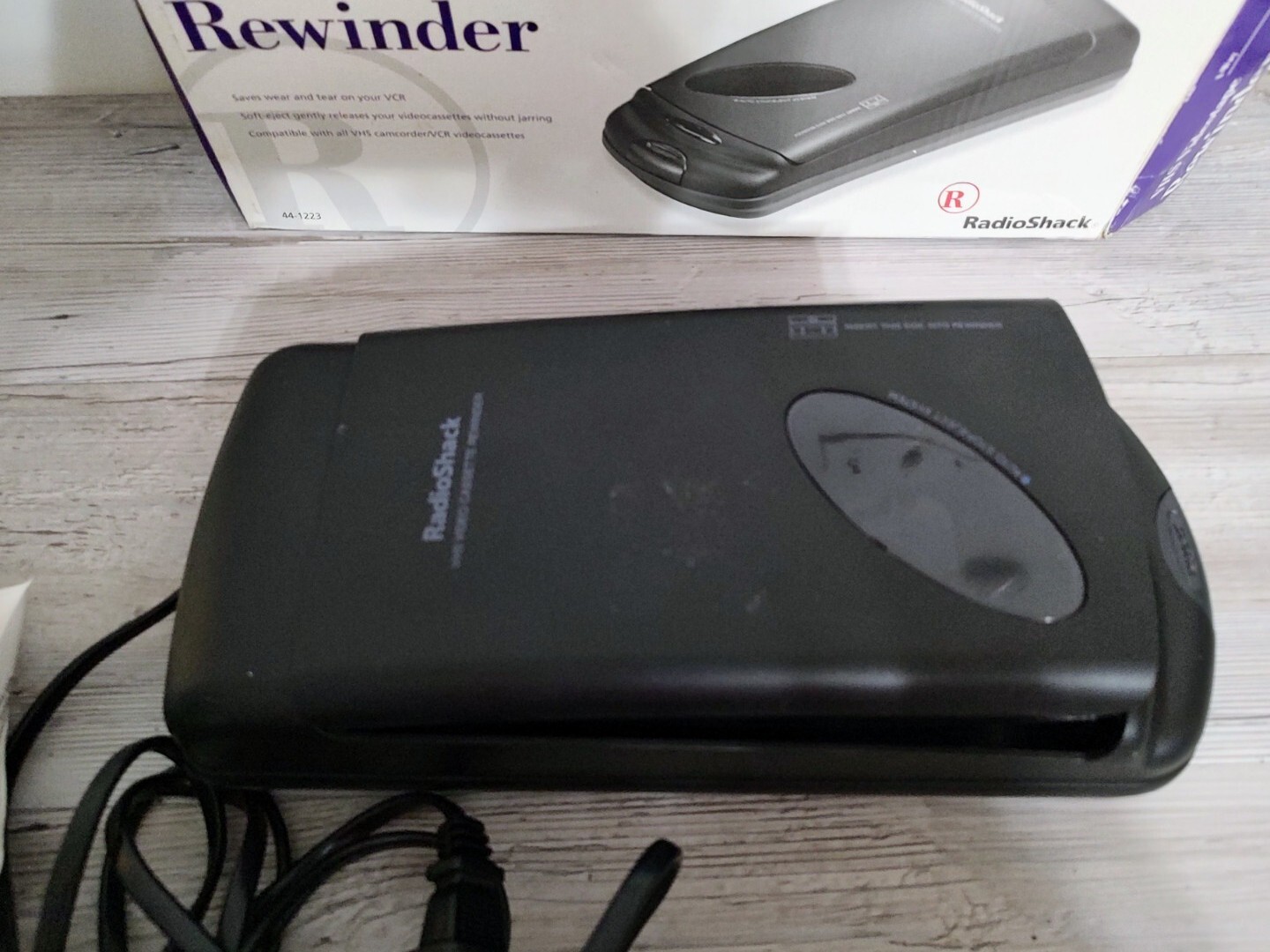 Radio Shack VHS Videotape Cassette VCR Tape Rewinder 441223