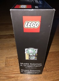 LEGO 21035 ARCHITECTURE: Solomon R. Guggenheim Museum Sealed New