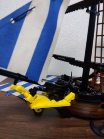 LEGO LEGOLAND Caribbean Clipper 6274 In 1989 Used Retired Complete