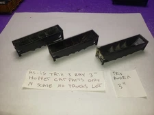 AS IS PARTS LOT OF 3" Trix 3 Bay Hopper  N Scale Trains . NO TRUCKS SEE PICS 3pc