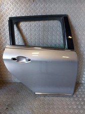 Porte arrière et accessoires Peugeot 2008