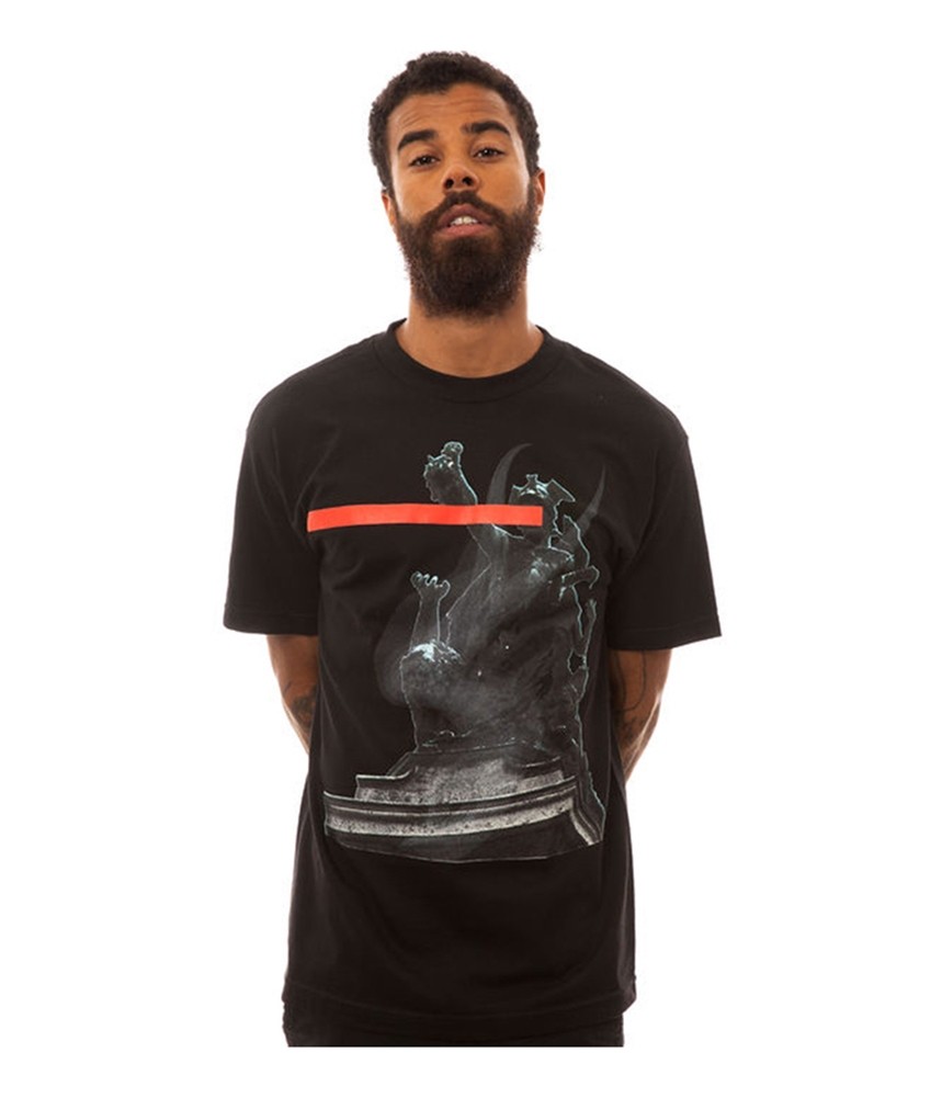 Мужская футболка с графическим рисунком The Der Kopf в черной гамме, Черная, Маленькая