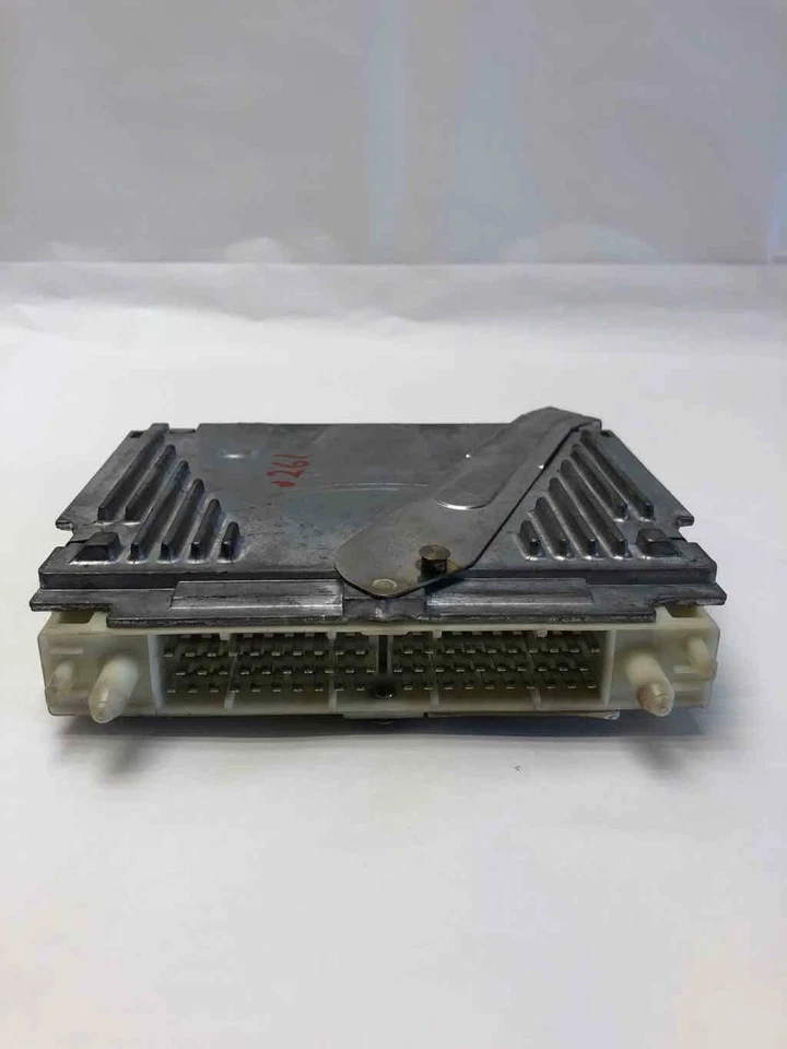 1996 - 1997 VOLVO 850 Chassis Brain Box Transmission Control Module OEM - Image 4 of 4