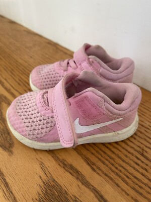 Toddler Girl Pink Nike Brand US Size 5C Strap Closure Used in Fair - Main Image