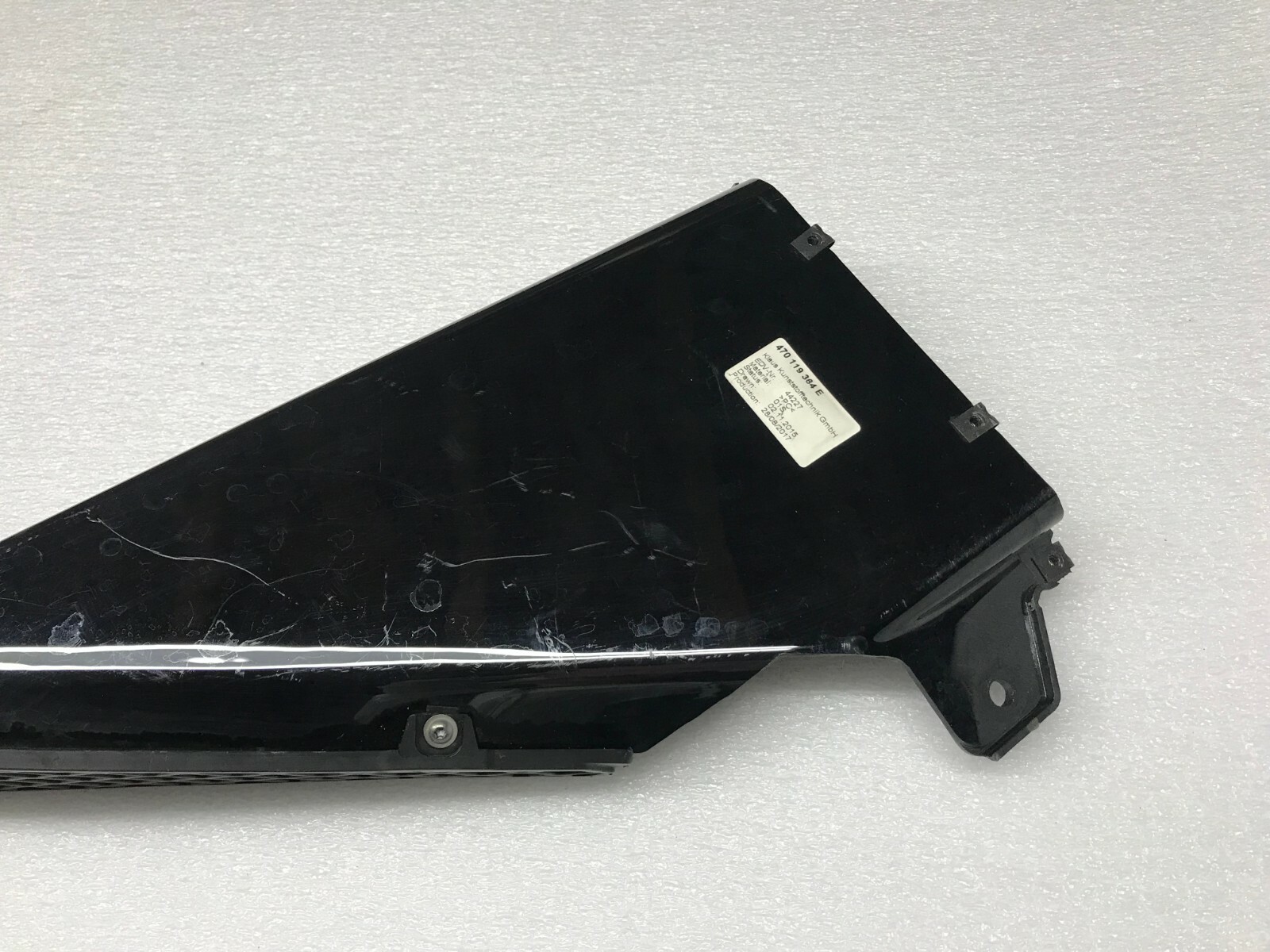 LAMBORGHINI AVENTADOR PASSENGER RIGHT RH AIR DUCT GUIDE ELEMENT OEM 470119364E