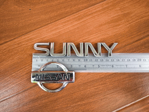NISSAN SUNNY B13 Trunk Emblem Badge logo Set of 2 Genuine - Foto 6 di 18