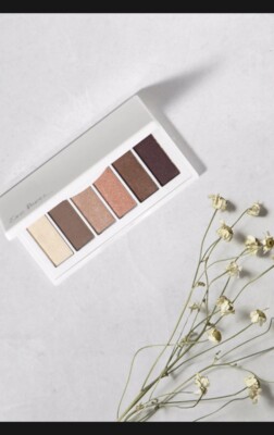 Ere Perez - Chamomile Eye Palette  Pretty  -Vegan - Clean Beauty - Natural.