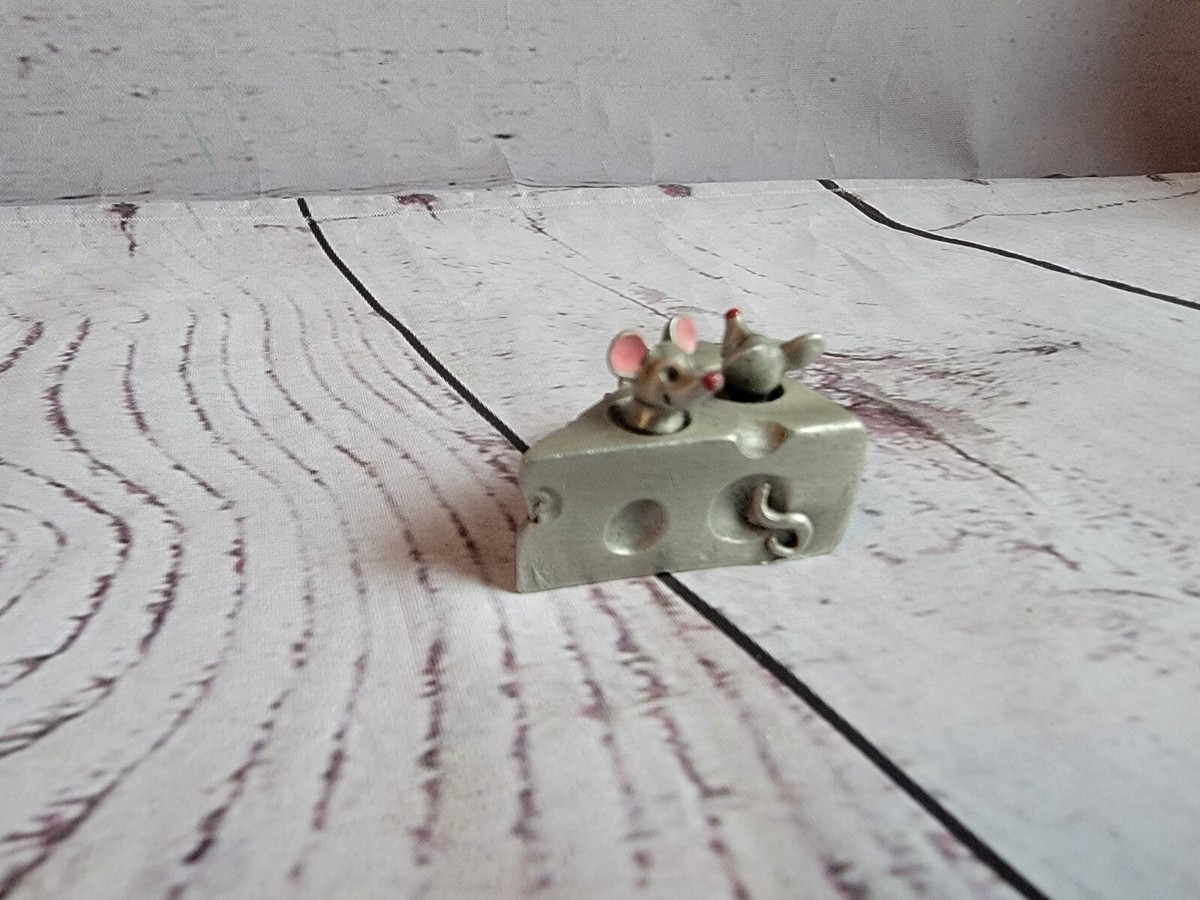Hudson Pewter Figurine 2911 Mice in Swiss Cheese 1983 Knick Knack
