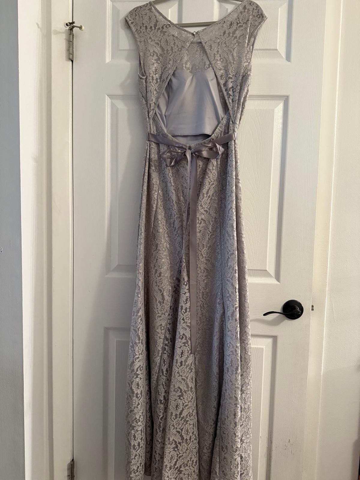 Betsy & Adam Silver Metallic Lace Gown Sz 12 Keyhole Back Rhinestone Belt Formal