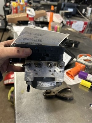 2018 20 Ford Eco Sport Abs Control Module( looks new )