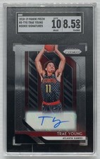 2018-19 Panini Prizm Trae Young Rookie Signatures Autograph Auto #RSTYG SGC 8.5